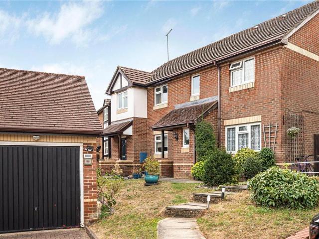 House for sale in Shenleybury, Hertsmere