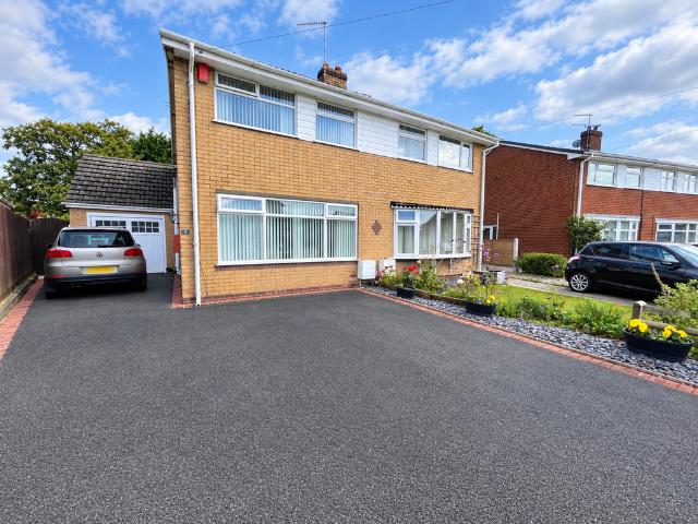 House for sale in Haslington