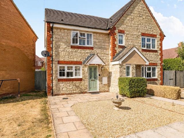 House for sale in Great Faringdon, Dromore