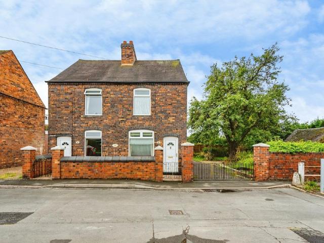House for sale in Birchmoor, North Warwickshire