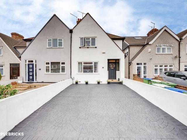 House for sale in London Borough of Bexley, Greater London