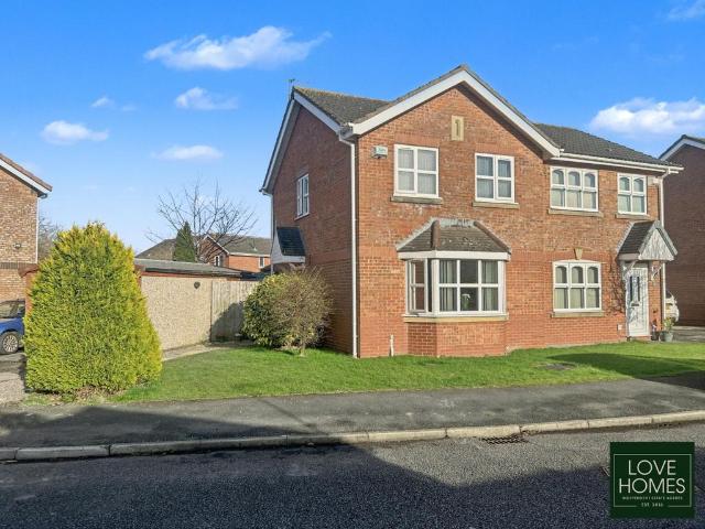 House for sale in Cabus, Lancashire