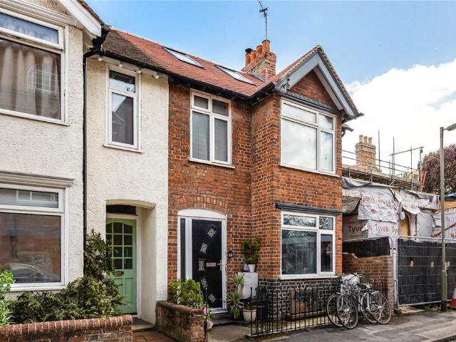 House for sale in The Slade, Oxfordshire