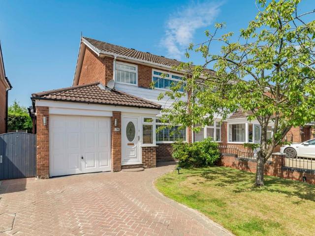 House for sale in Burnedge, Greater Manchester