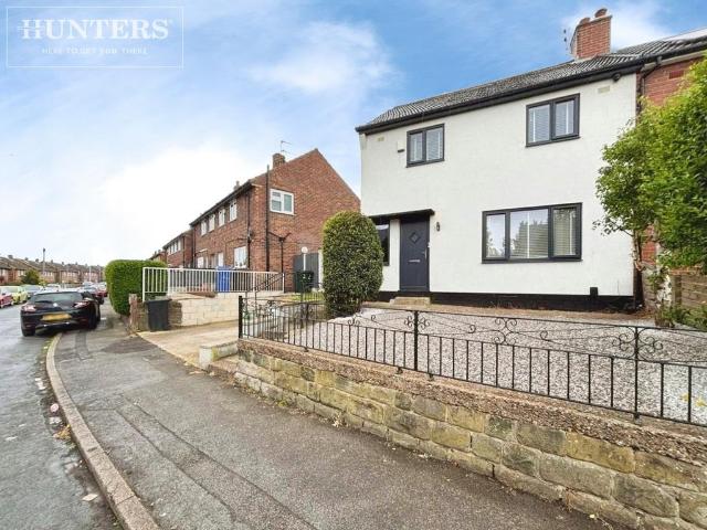 House for sale in Worsbrough, South Yorkshire