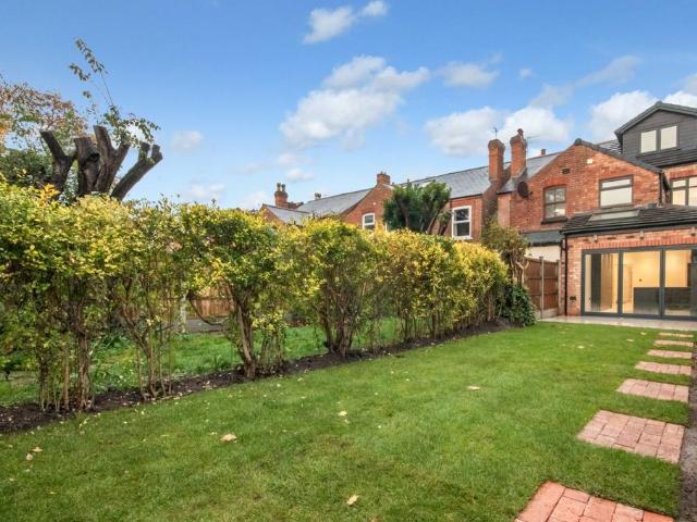 House for sale in Attenborough, East Midlands