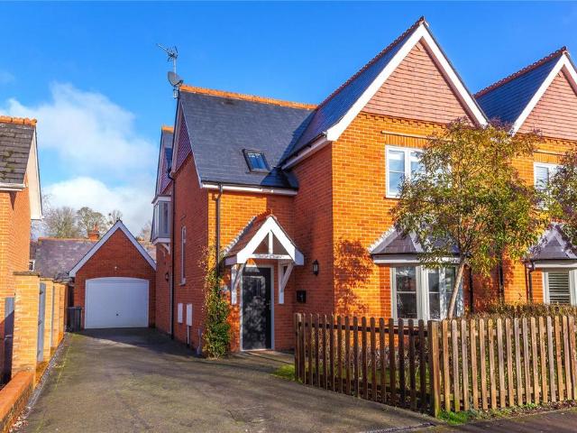House for sale in Sheeplands Farm, Wargrave
