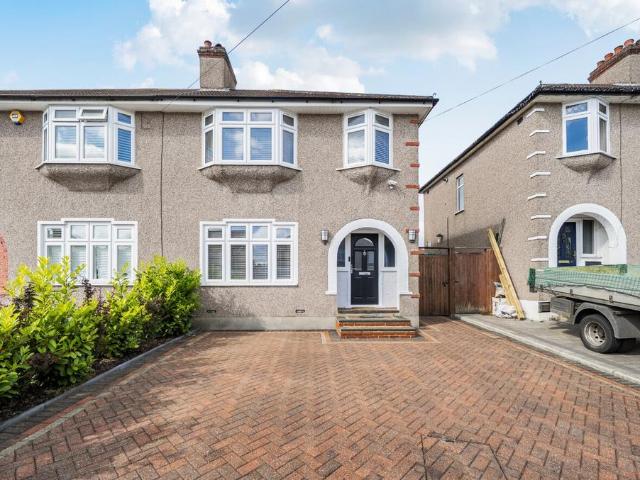House for sale in West Heath, Greater London