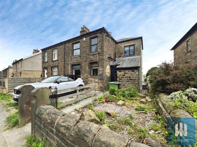 House for sale in Milnsbridge, West Yorkshire