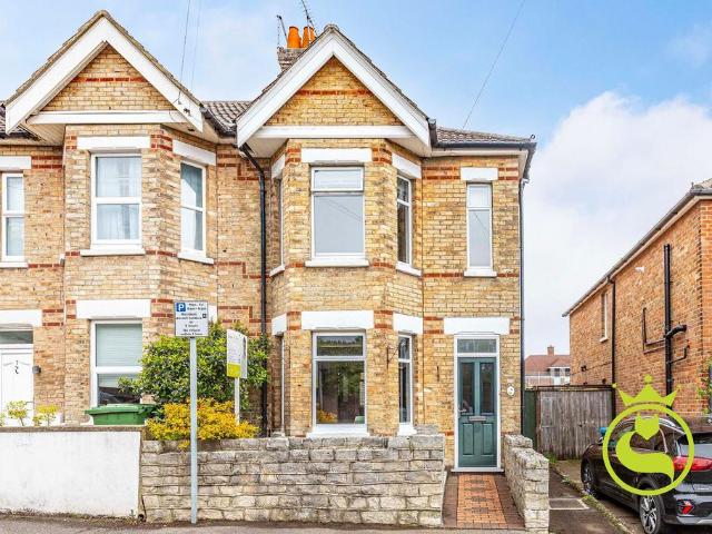 House for sale in Penn Hill, Poole