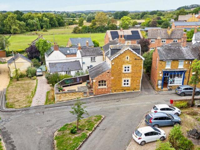 House for sale in Stanford On Avon, Leicestershire