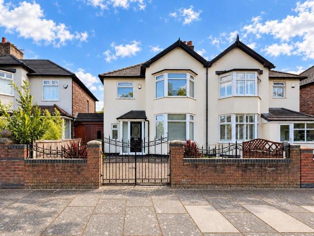 House for sale in Mossley Hill, Liverpool