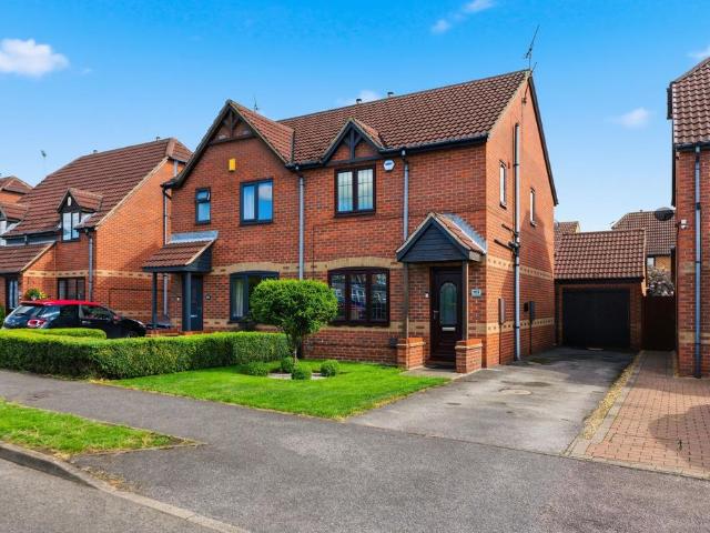 House for sale in Elmton, East Midlands