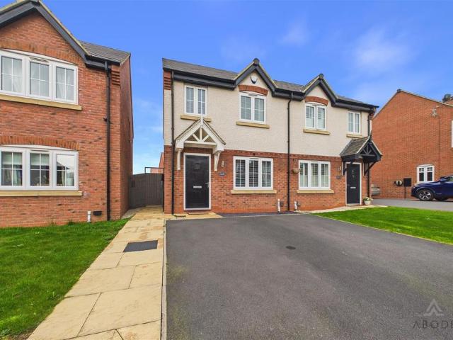 House for sale in Castle Donington, Leicestershire