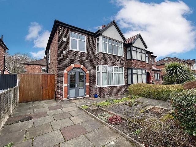 House for sale in Georgia, Greater Manchester