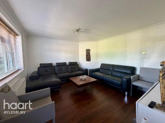 House for sale in Quarrendon, Buckinghamshire
