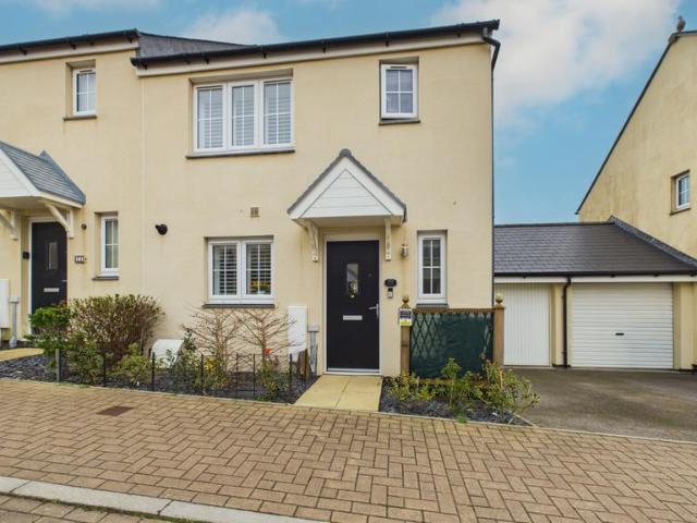 House for sale in Hayle, Cornwall