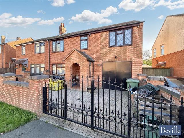 House for sale in Berrick Salome, Oxfordshire