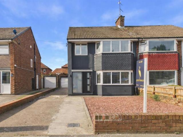 House for sale in Elstob Farm Estate, Tyne And Wear