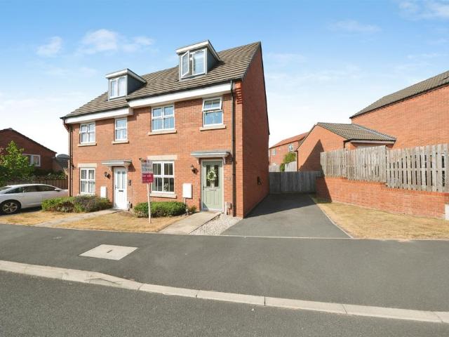 House for sale in Alverton, East Midlands