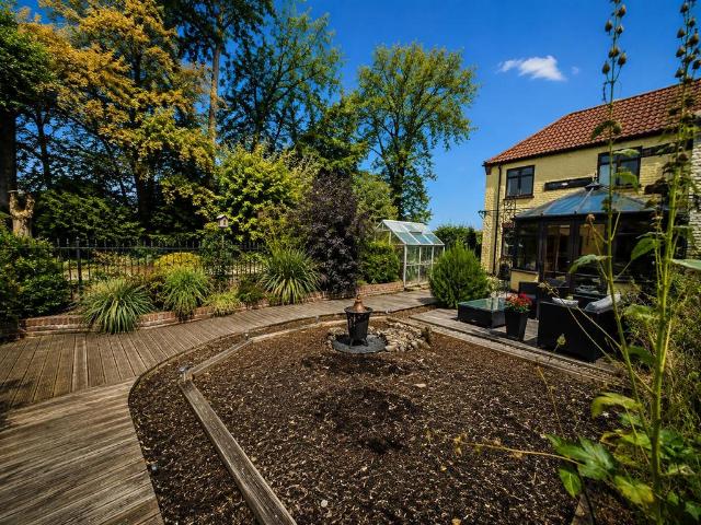 House for sale in North Howden, East Riding Of Yorkshire