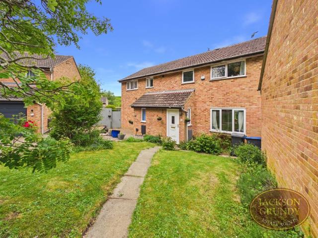 House for sale in Lings, Northampton