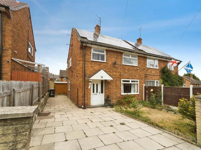 House for sale in Pudsey, West Yorkshire