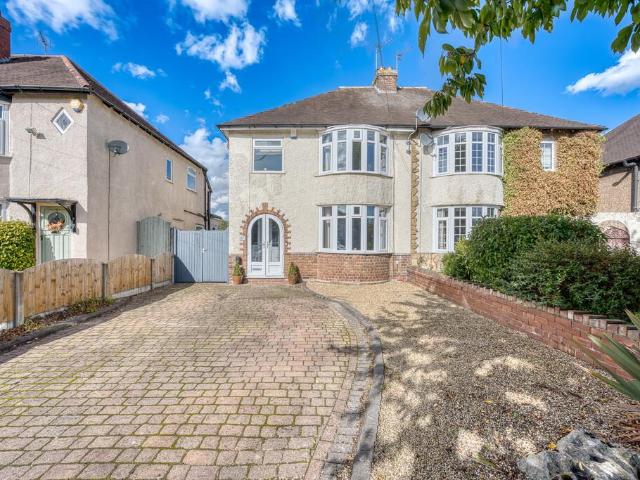 House for sale in Landywood, South Staffordshire