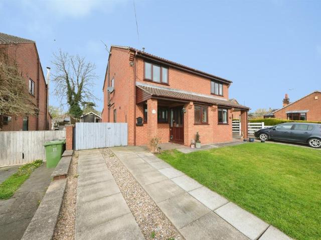 House for sale in Kedleston, East Midlands