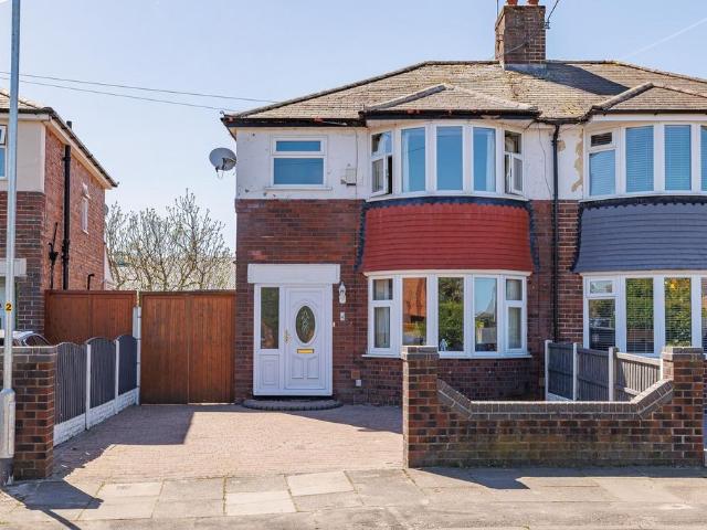 House for sale in Kennessee Green, Maghull