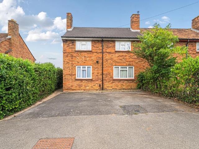House for sale in The Slade, Oxfordshire