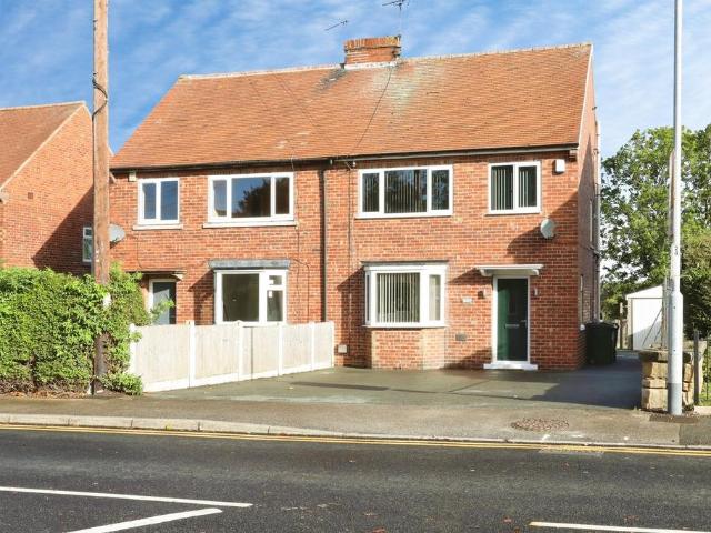 House for sale in Throapham, Rotherham