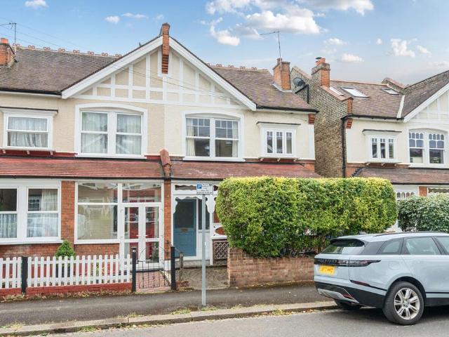 House for sale in London Borough of Merton, Raynes Park