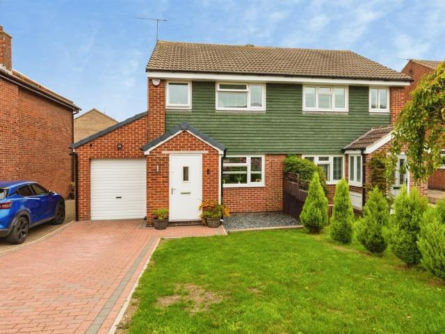 House for sale in Thorpe Hesley, South Yorkshire