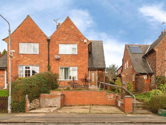 House for sale in Gedling, East Midlands