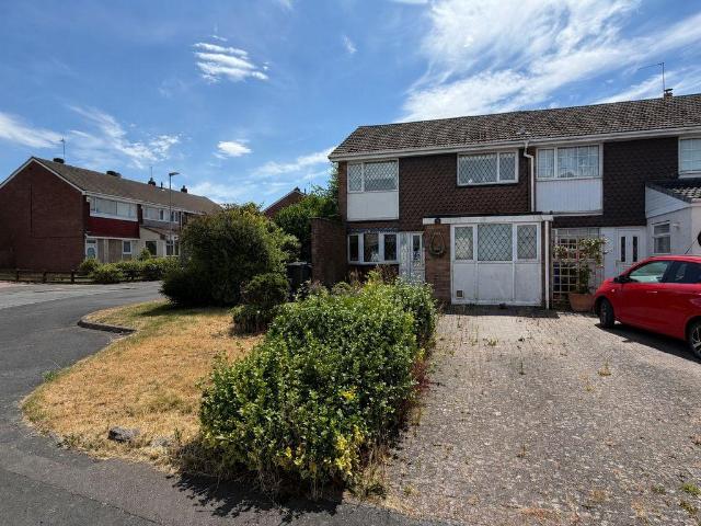 House for sale in Landywood, Great Chatwell