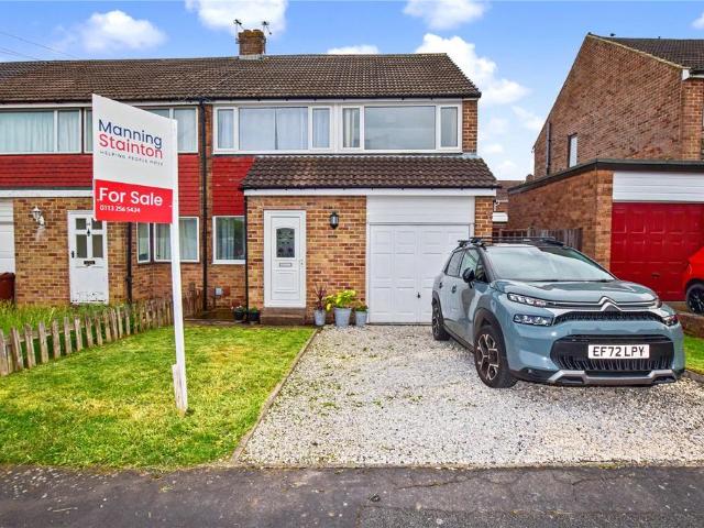 House for sale in Pudsey, West Yorkshire