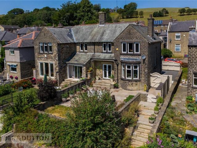 House for sale in Slaithwaite, West Yorkshire