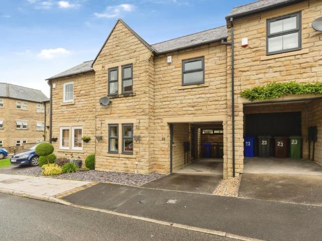 House for sale in Carrbrook, Tameside