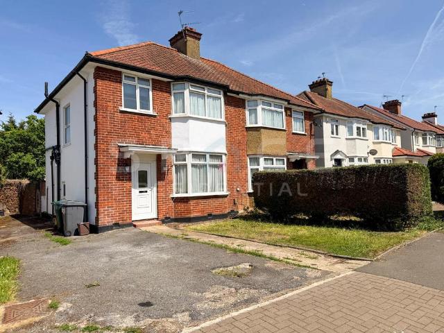 House for sale in The Hale, Greater London