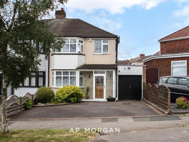 House for sale in Bromsgrove, Worcestershire