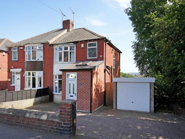 House for sale in Sheffield Lane Top, Firth Park