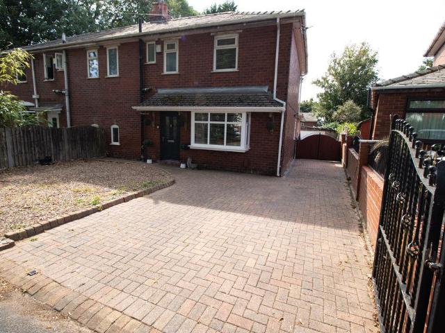 House for sale in Lee Bank, Greater Manchester