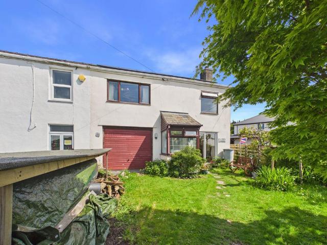 House for sale in Bromsberrow Heath, Gloucestershire