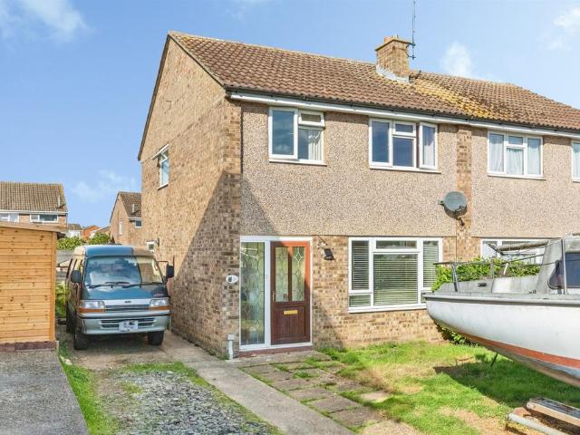 House for sale in Rushden, North Northamptonshire