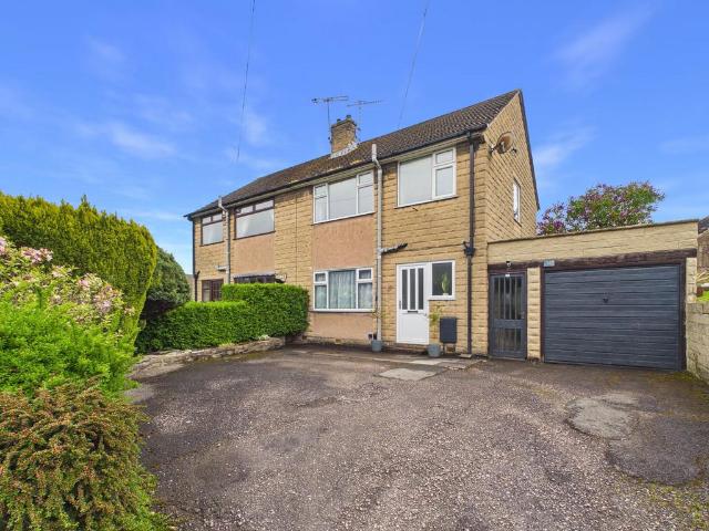 House for sale in Froggatt, East Midlands
