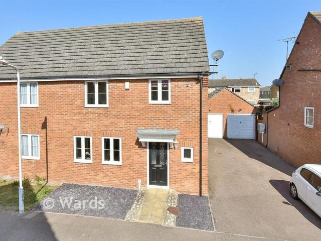 House for sale in Oad Street, Kent