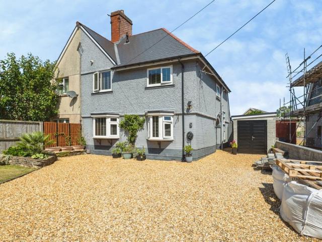 House for sale in Pontarddulais, Wales