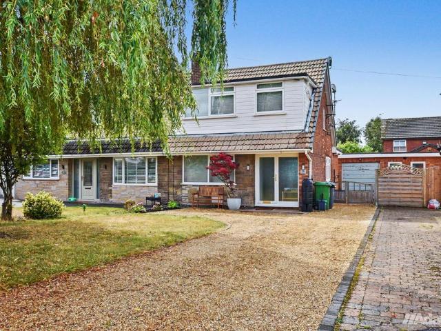 House for sale in Appleton, Warrington