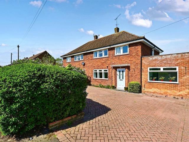 House for sale in Moulsham Green, Hart